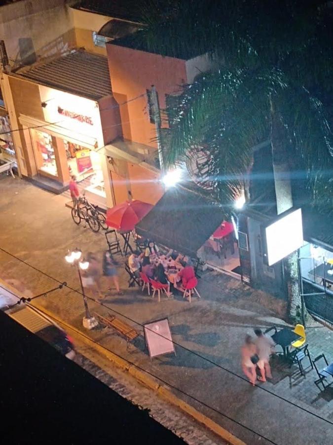 Agito E Sossego Na Rua Mais Charmosa De Ubatuba Pelo Google Zewnętrze zdjęcie